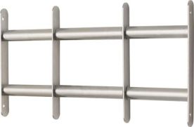 Metallplatten und Gitter dienen als besonders starken Einbruchschutz, aber auch nur dann wenn er professionell montiert wird. Fachgerechter Einbau vom Schlüsseldienst Ludwigsfelde